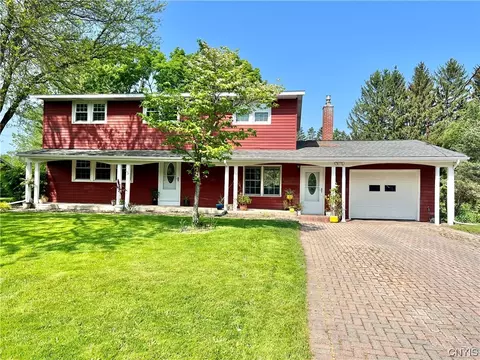 4957 Saint John Dr, Onondaga, NY 13215
