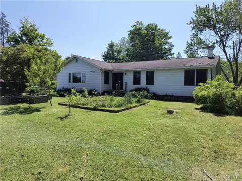 7777 W Dead Creek Rd, Van Buren, NY 13027