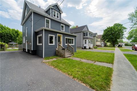 228 Desilva St, Minoa, NY 13116