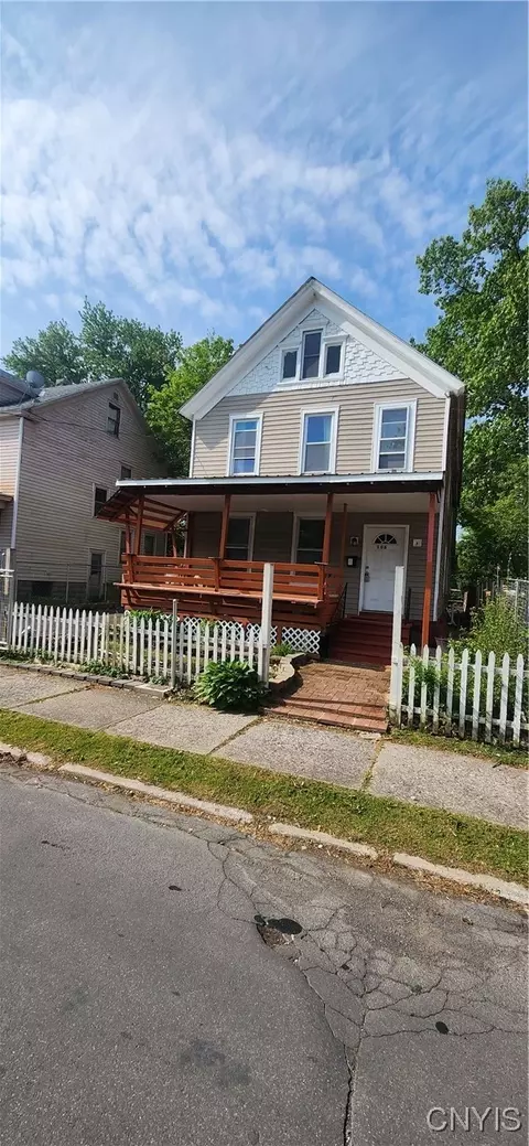 106 Wall St, Utica, NY 13501