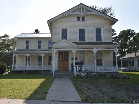16 N Park St, Adams, NY 13605