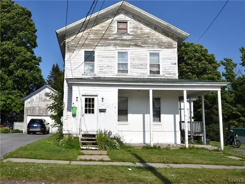 21 Wardwell St, Adams, NY 13605