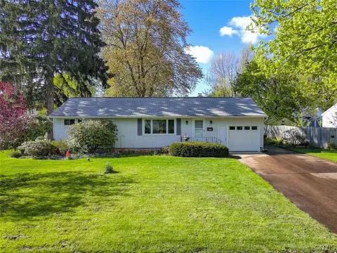 103 Marywood Dr, Syracuse, NY 13212