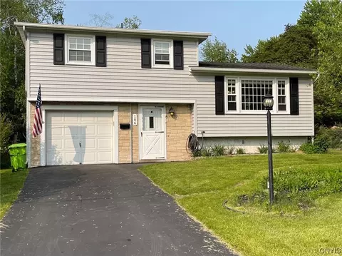 106 Longwood Dr, Salina, NY 13088
