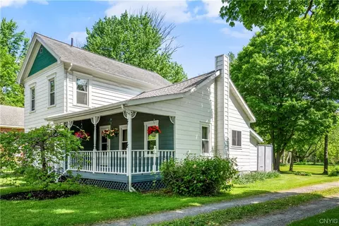 56 N Main St, Jordan, NY 13080