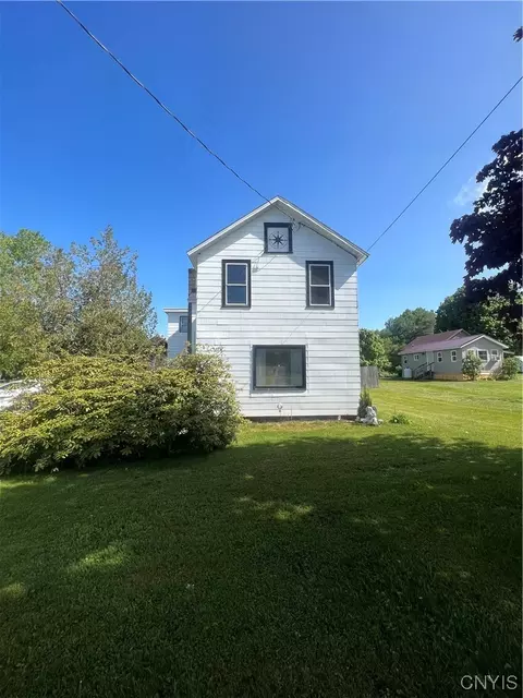 7061 E Main St, Earlville, NY 13332
