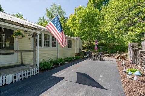 48213 Goose Bay Rd, Alexandria, NY 13679