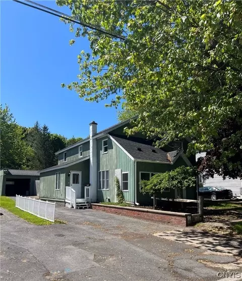176 E Cayuga St, Oswego, NY 13126