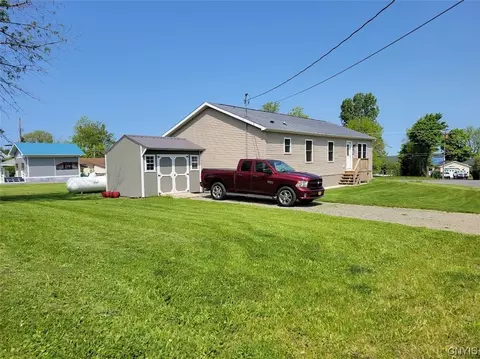 210 Cartier Ave, Clayton, NY 13624