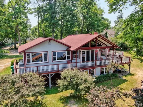 1512 Prospect Ave, Orleans, NY 13692