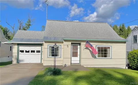3226 Valley Pl, Paris, NY 13456