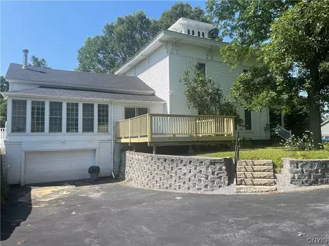 8538 Leray St, Le Ray, NY 13637