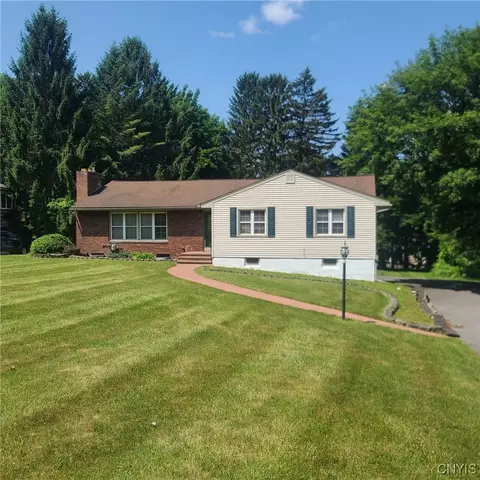 15 Lyndon Rd, Fayetteville, NY 13066