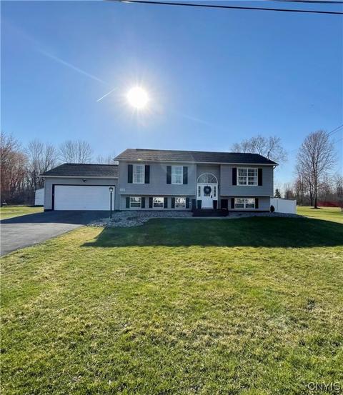9489 Bear Springs Rd, Brewerton, NY 13029