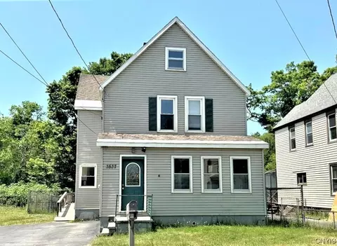 3537 Bleachery Ave, New Hartford, NY 13413