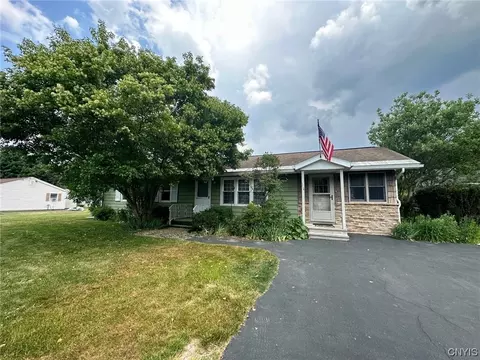 14 Wayne St, German Flatts, NY 13357