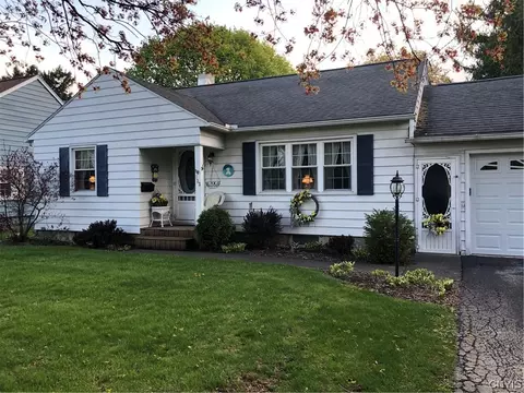 123 Sunnybrook Dr, Syracuse, NY 13219
