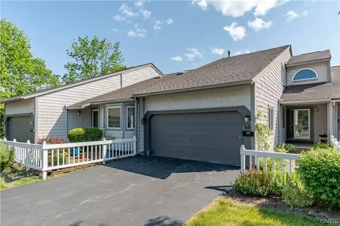 66 Midlake Cir, East Syracuse, NY 13057