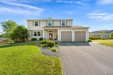 7713 Fitzpatrick Dr, Liverpool, NY 13088
