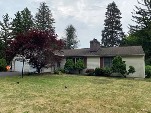 105 Jaclyn Dr, Syracuse, NY 13205