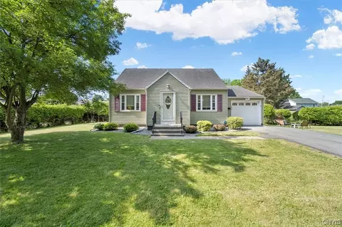 123 Lyon Pl, Utica, NY 13502