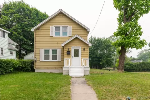 300 Nottingham Rd, Syracuse, NY 13210