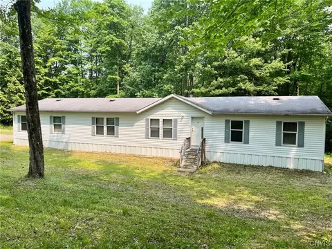 452 County Route 11, West Monroe, NY 13167