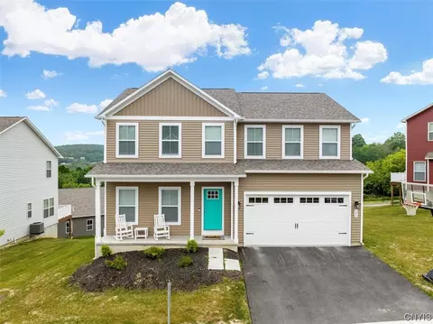 506 Chenango Hill Dr, Hamilton, NY 13346