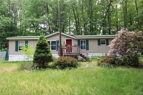 8244 Preston Hill Rd, Vienna, NY 13316