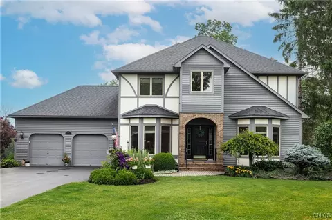 3097 Corlear Dr, Lysander, NY 13027