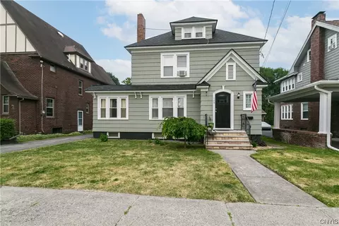 129 Hampton Rd, Syracuse, NY 13203