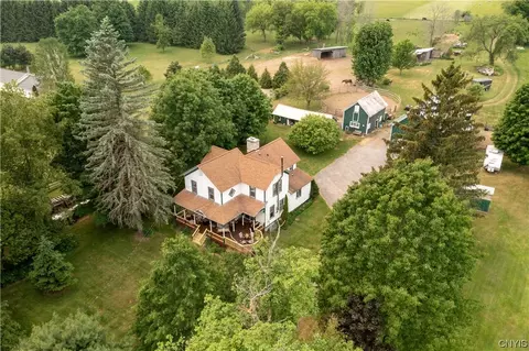6201 Cooper St, Vernon, NY 13476