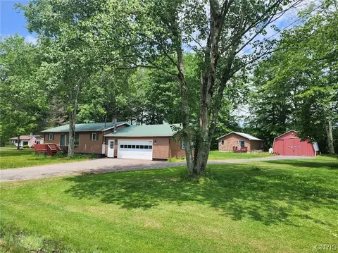 3152 State Route 13 Rd, Albion, NY 13142