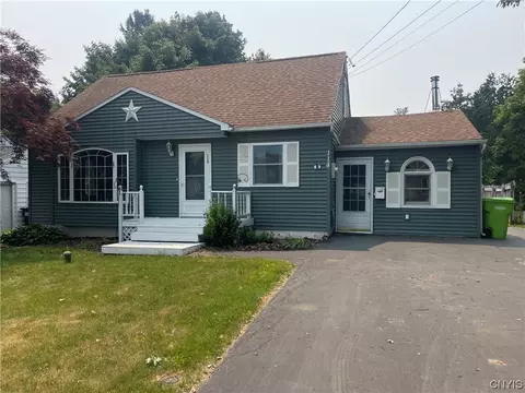 114 Whitmore Rd, Salina, NY 13212