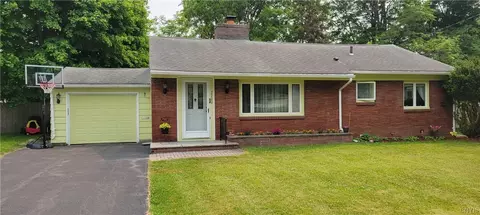 2700 E Colvin St, Syracuse, NY 13224