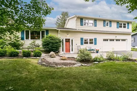 203 Ardsley Dr, Syracuse, NY 13214