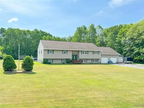 6680 Seavy Rd, Marcy, NY 13403