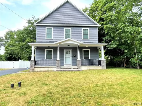 128 W Kennedy St, Syracuse, NY 13205