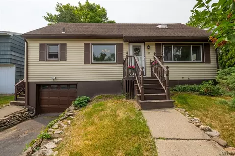 104 Phillips Rd, Syracuse, NY 13214