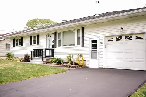 504 Woodhaven Rd, Utica, NY 13502