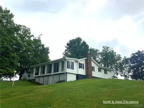 110 Old Stage Rd, Groton, NY 13073