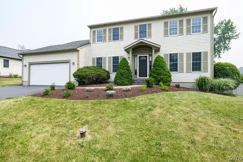 5809 Innsbruck Rd, East Syracuse, NY 13057