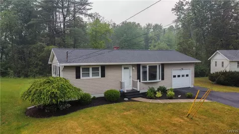 403 Northrup Dr, Utica, NY 13502