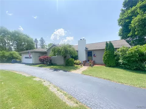 6189 E Lake Rd, Owasco, NY 13021