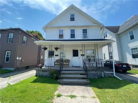 102 Cottage St, Auburn, NY 13021