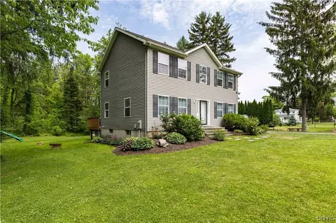 8275 Kirkville Rd, Kirkville, NY 13082