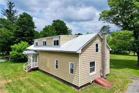 2634 Mechanic St, Eaton, NY 13334