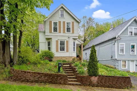 706 Arthur St, Syracuse, NY 13207