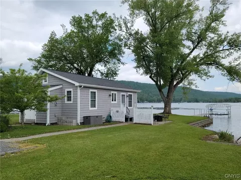 48 S Lake Rd, Deruyter, NY 13052