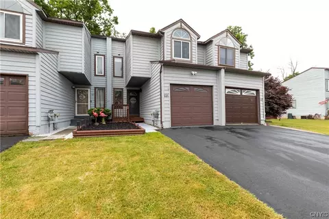 115 Sudbury Dr, Salina, NY 13088